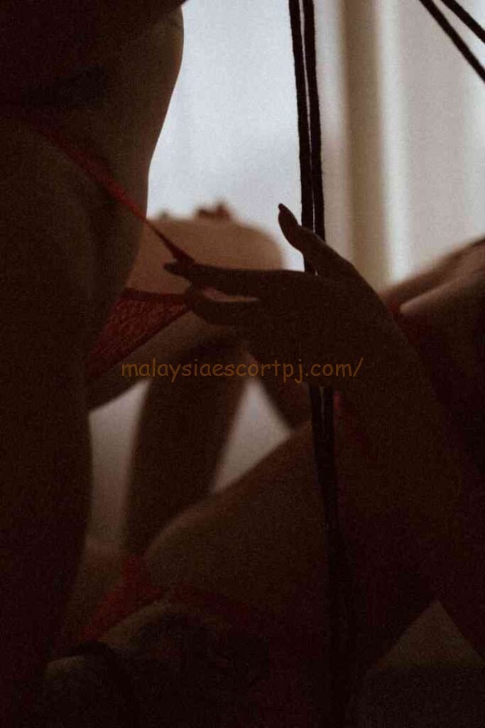 Viola & Cici threesome: intimate moment, sensual close-up